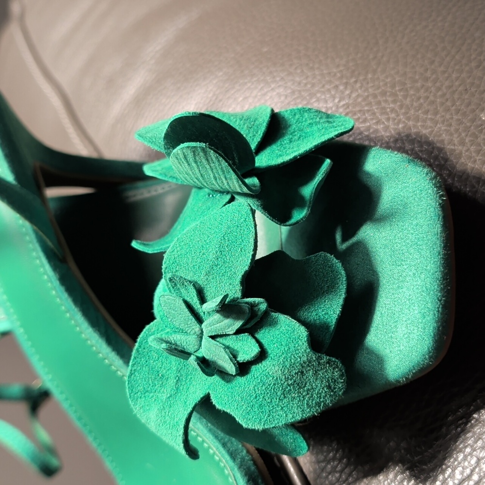 🍀Crown & Ivy Kelly Green Floral Women’s Strappy High Heel Sandal New Size 11 - Picture 7 of 9